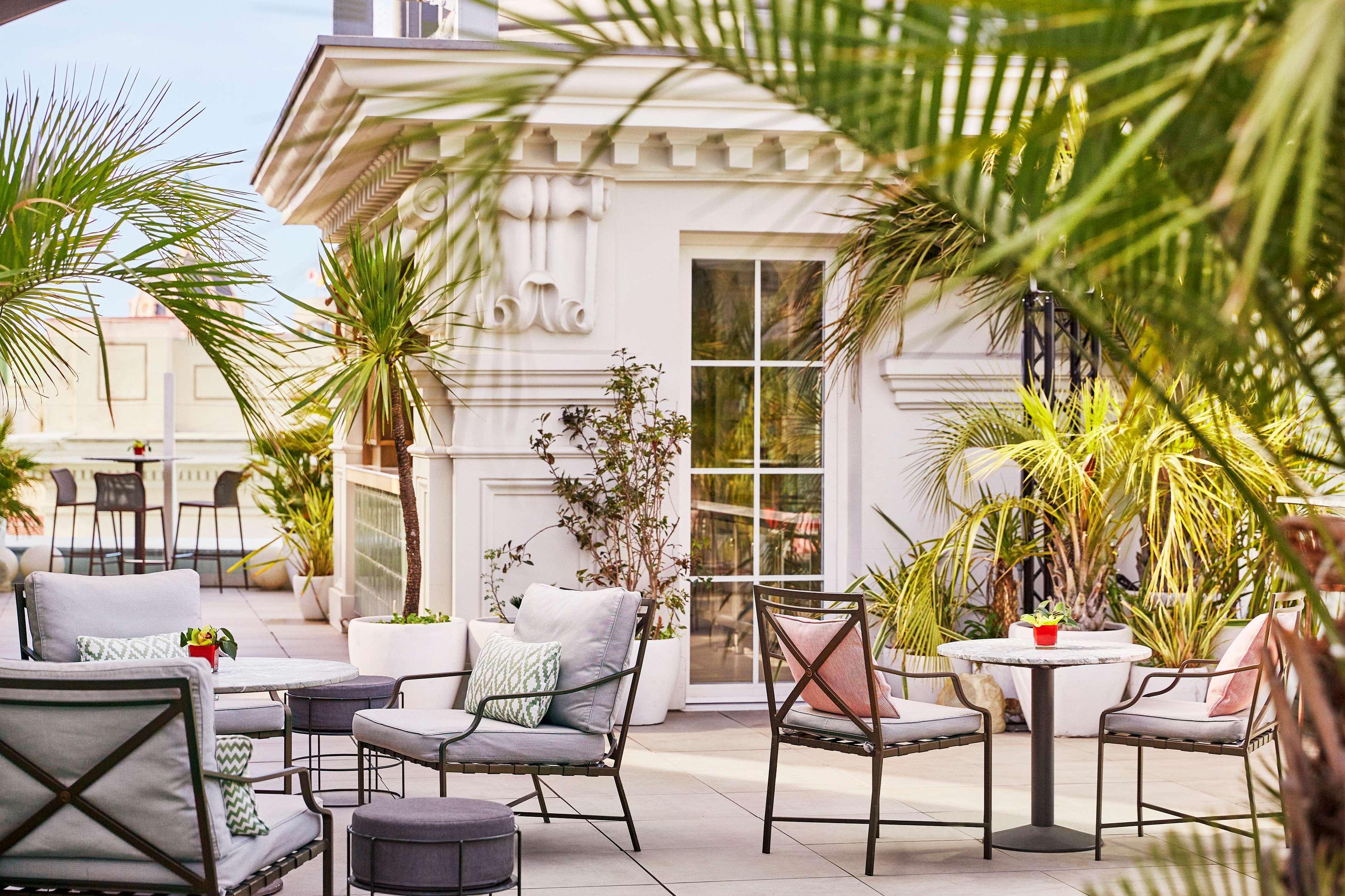 Hotel Hyatt Centric Gran Via Madrid Esterno foto The Terrace at The Ivy Collection