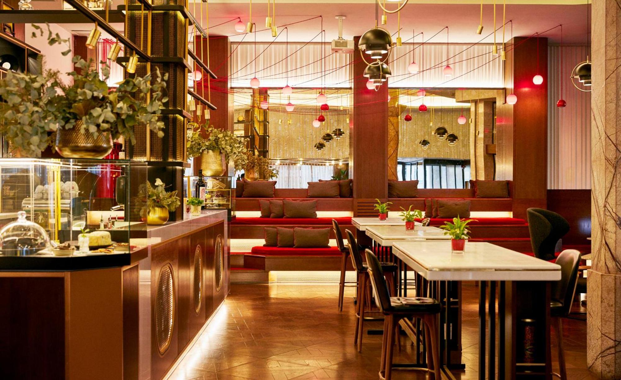 Hotel Hyatt Centric Gran Via Madrid Esterno foto Interior of the restaurant