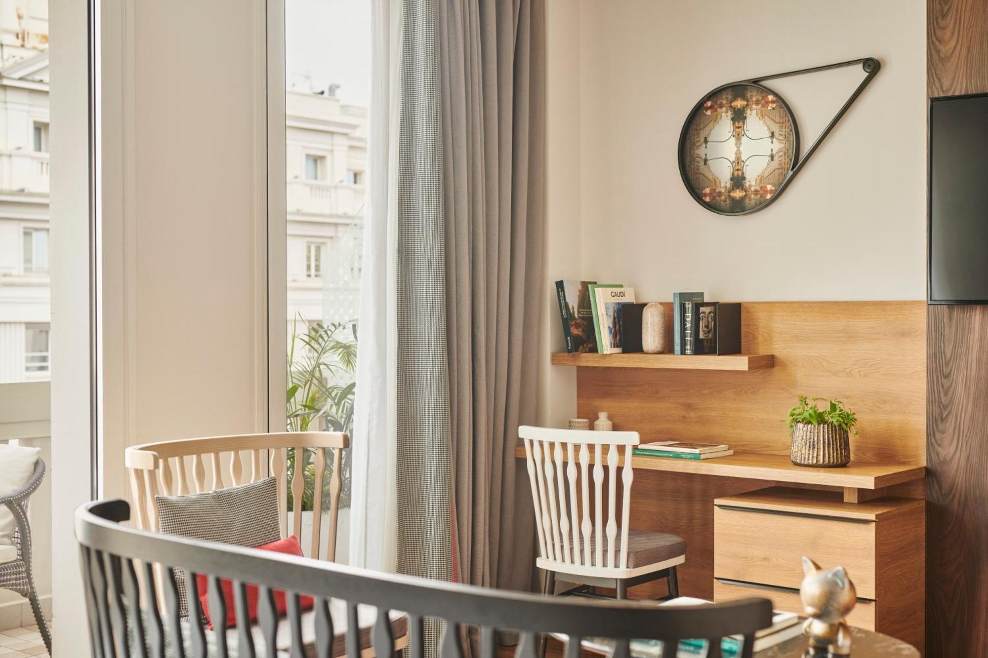 Hotel Hyatt Centric Gran Via Madrid Esterno foto